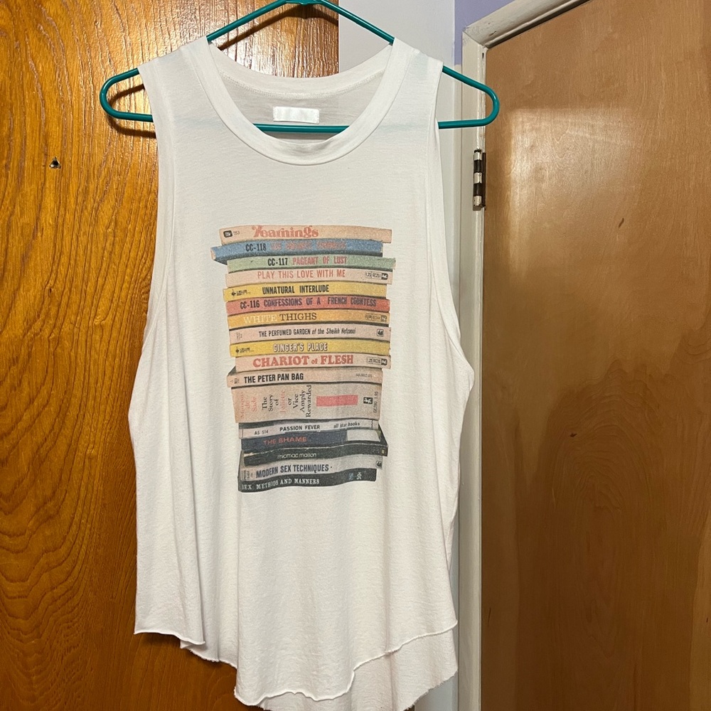 Women’s Size Medium Romance Novels Tank Top
